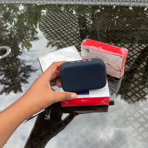 Mini Speaker - Picture 7 of 14